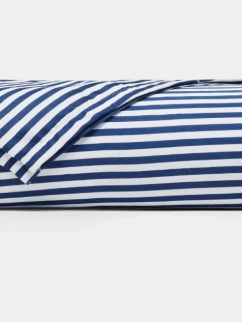 COZY EARTH KING Flat sheet and 2 King pillowcases. Brand New! NWT